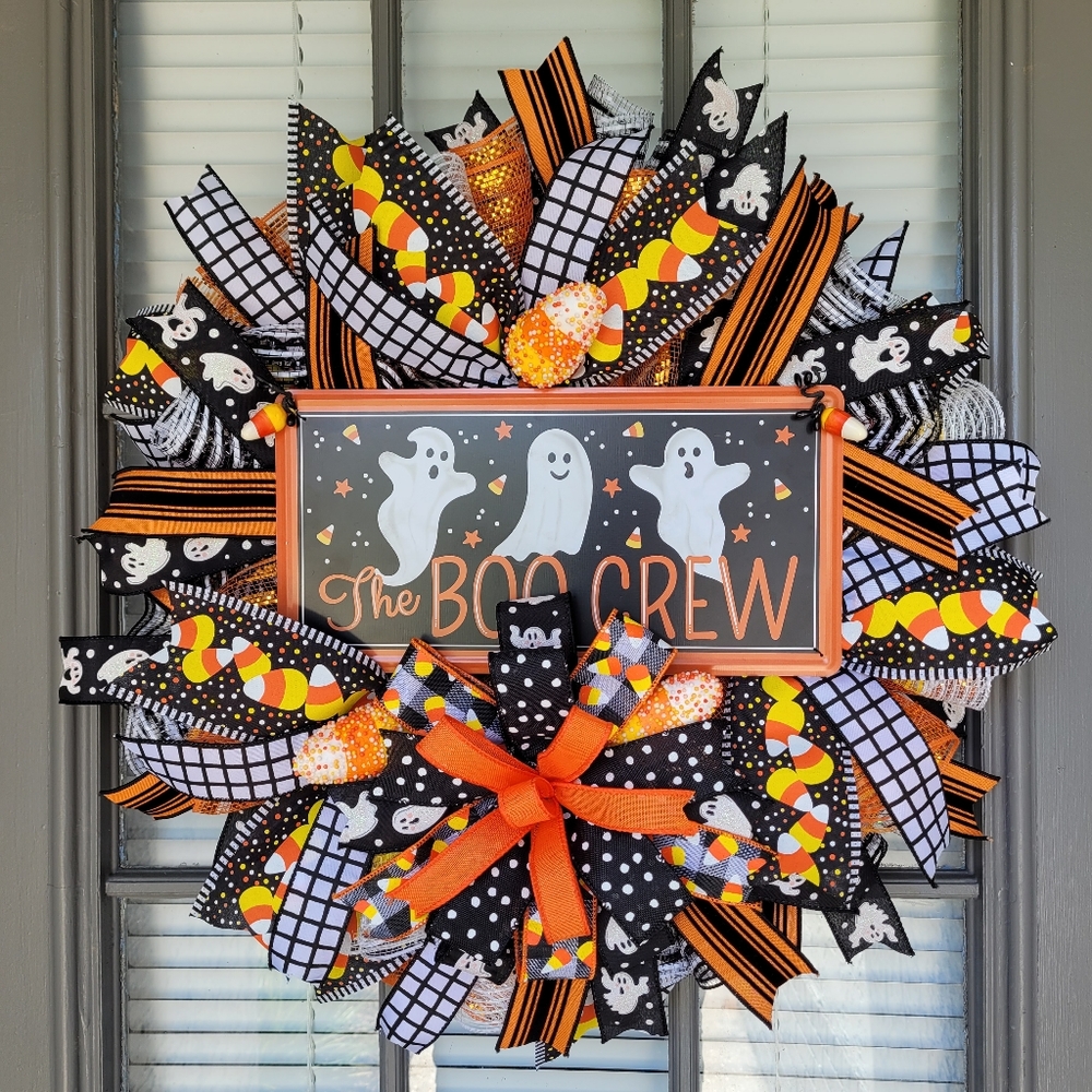 Halloween Ghost Wreath, The BOO Crew Wreath, Spooky Ghost Wreath, Halloween Door